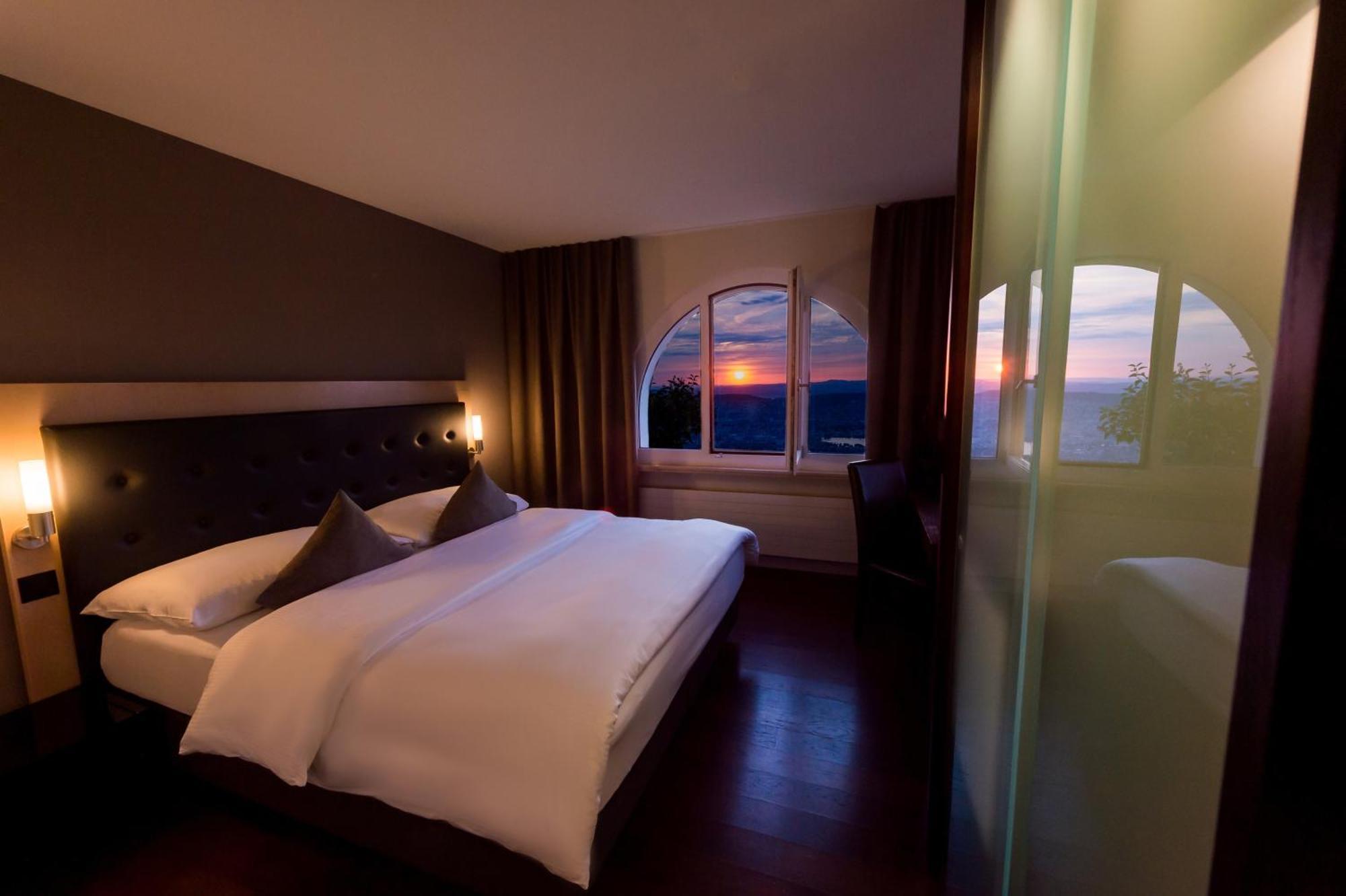 Hotel Uto Kulm Car-Free Hideaway In Zurich Bonstetten Kamer foto