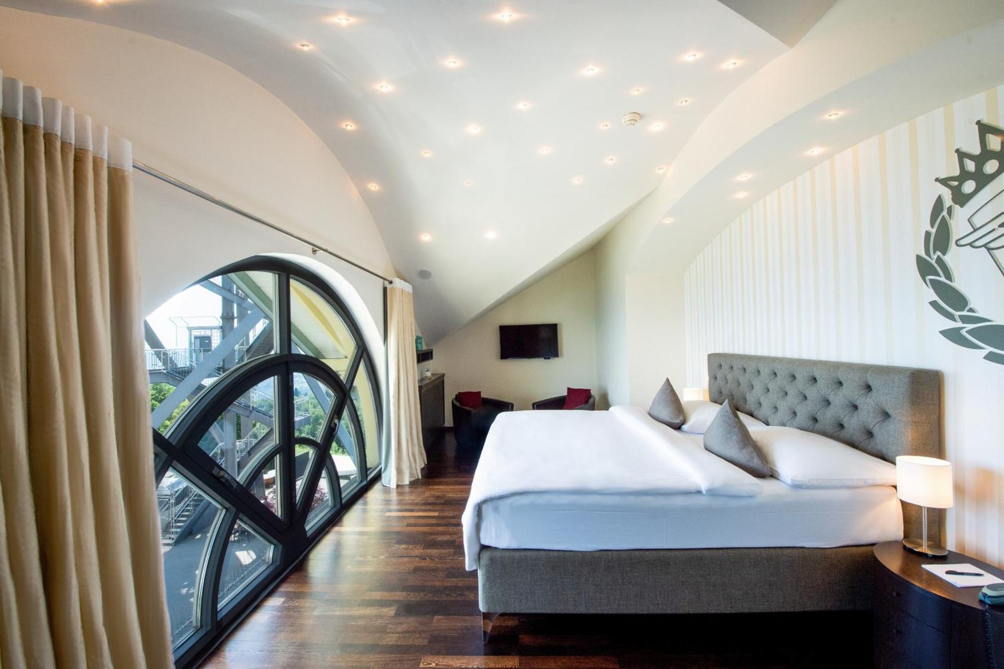 Hotel Uto Kulm Car-Free Hideaway In Zurich Bonstetten Kamer foto