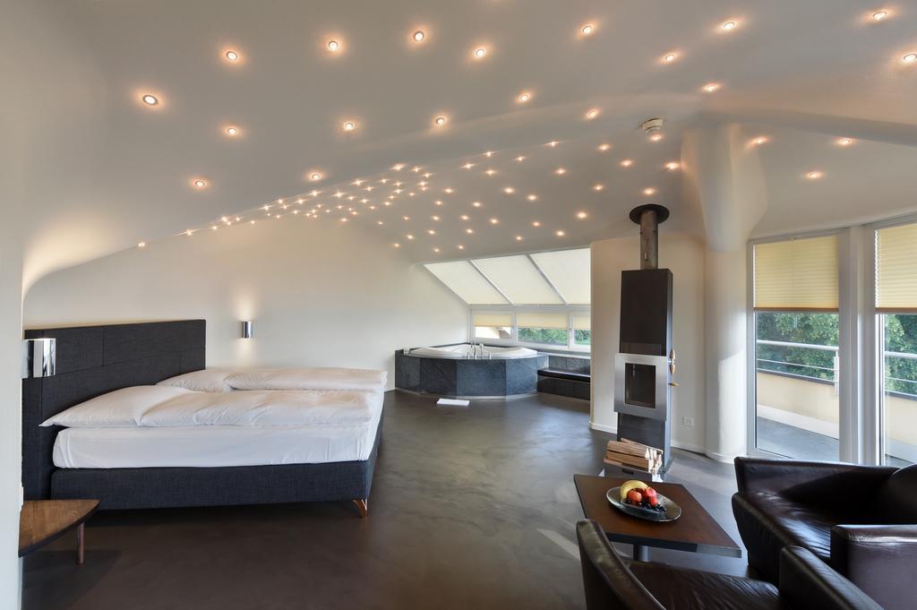 Hotel Uto Kulm Car-Free Hideaway In Zurich Bonstetten Kamer foto
